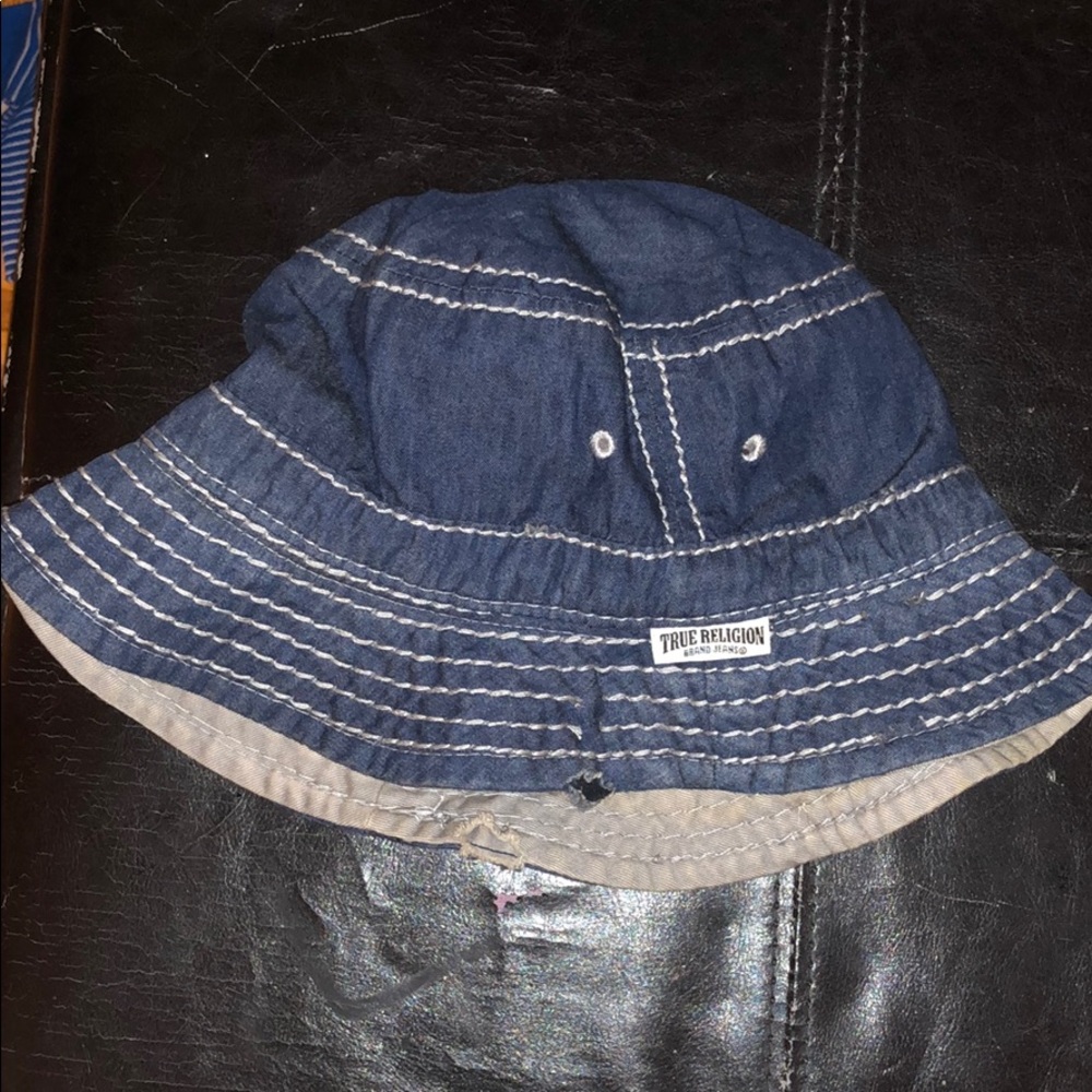 True Religion Bucket hat